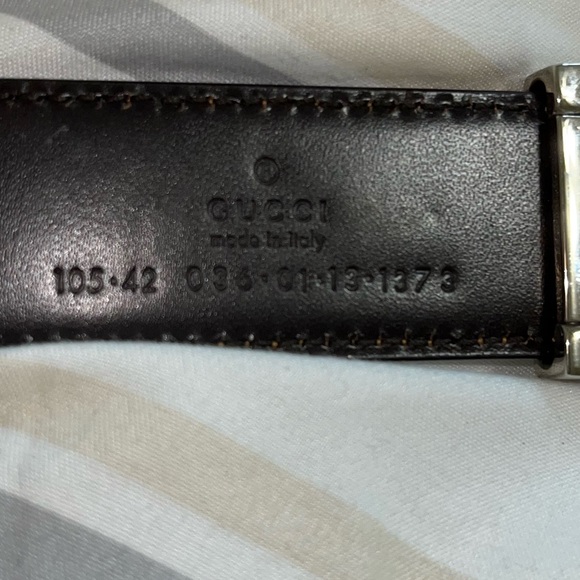 Gucci Reversible Men’s Belt, Black & Tan, Leather 45” long closure to end of tip - Picture 13 of 13